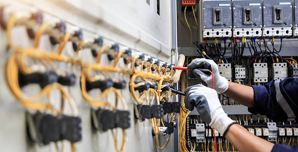 Professional Electrician technician working in Braddock Heights, MD